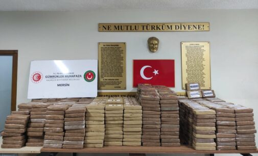 Polícia apreende 1,7 tonelada de drogas e detém 396 pessoas em toda a Turquia